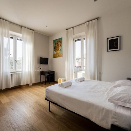 Rrrapido Holy Suites And Rooms - Via Sardegna Μιλάνο Εξωτερικό φωτογραφία