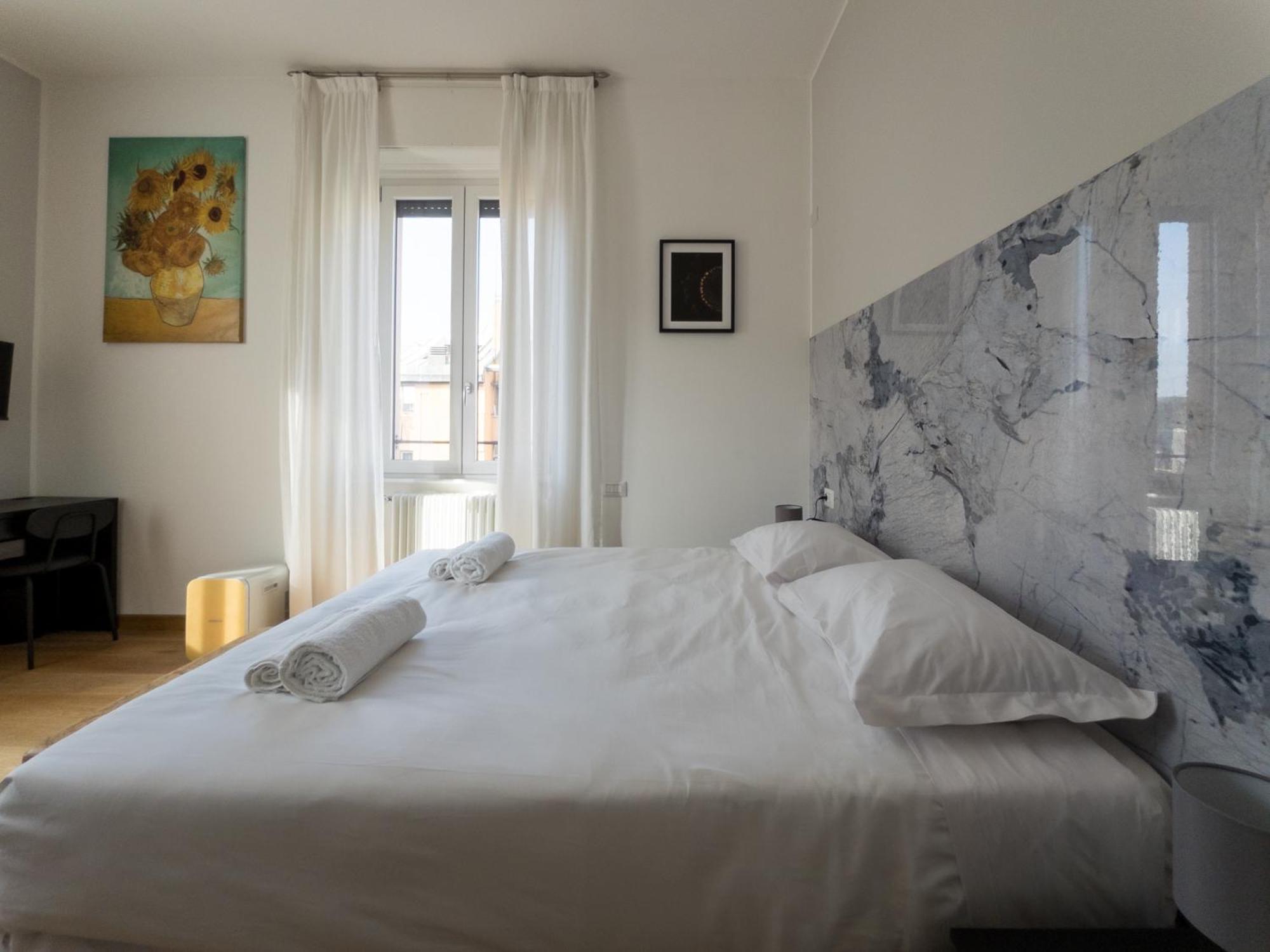 Rrrapido Holy Suites And Rooms - Via Sardegna Μιλάνο Εξωτερικό φωτογραφία