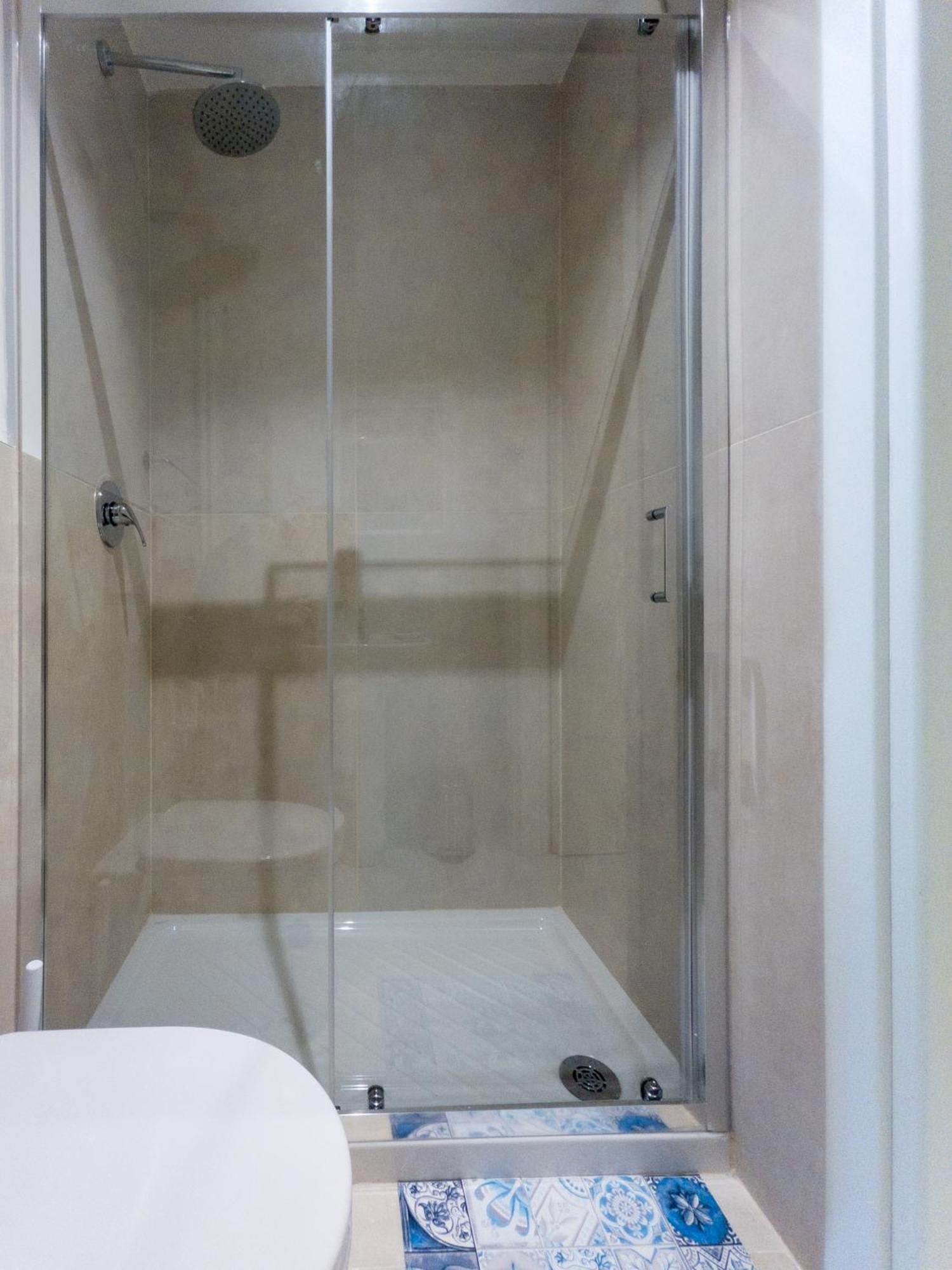 Rrrapido Holy Suites And Rooms - Via Sardegna Μιλάνο Εξωτερικό φωτογραφία